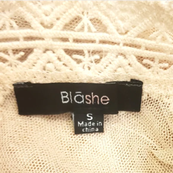 NEW: SHEER MOCK NECK RUFFLED BLOUSE - Picture 11 of 16